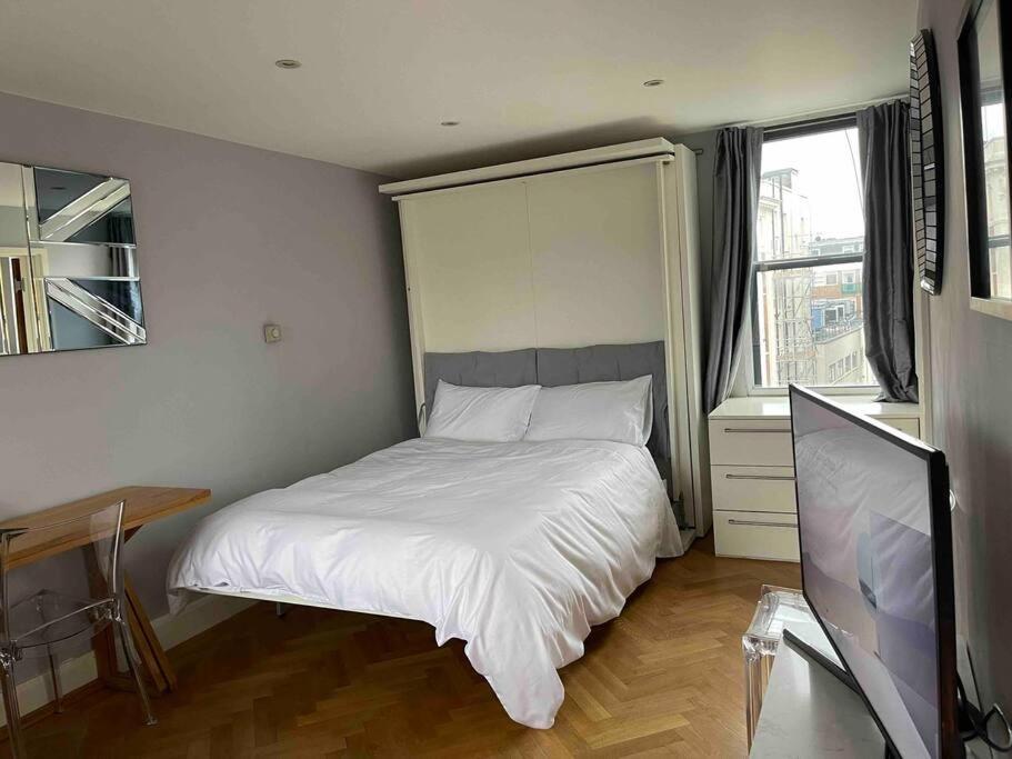Amazing Apartment Central London Near Tube Station Екстериор снимка