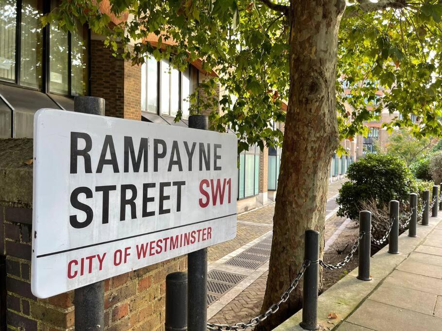 Amazing Apartment Central London Near Tube Station Екстериор снимка