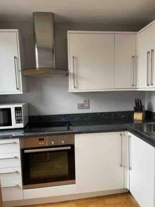 Amazing Apartment Central London Near Tube Station Екстериор снимка