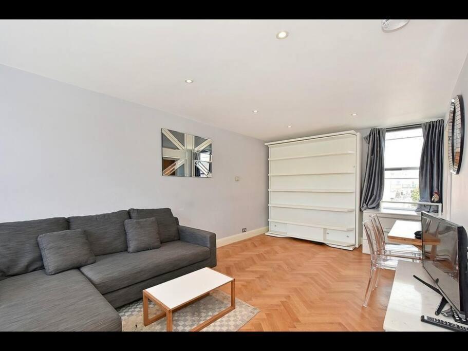 Amazing Apartment Central London Near Tube Station Екстериор снимка